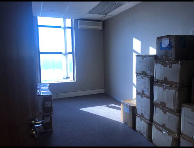 295M² OFFICE TO LET IN CRAIGHALL